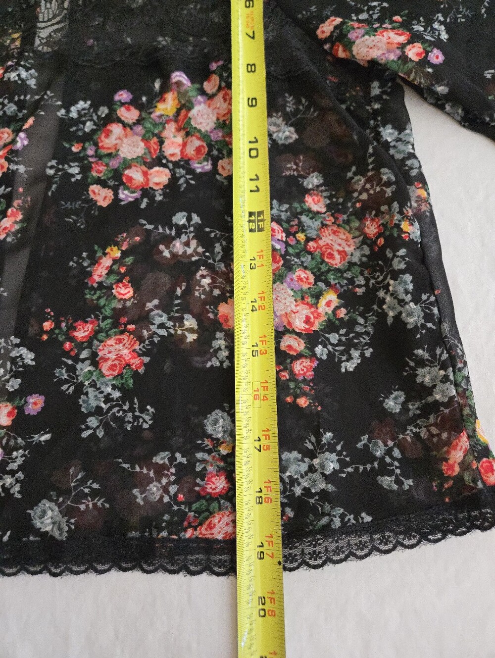 Fun & Flirt Black Sheer Floral Long-Sleeve Lace-Trim Cropped Blouse EB4 - Picture 5 of 9
